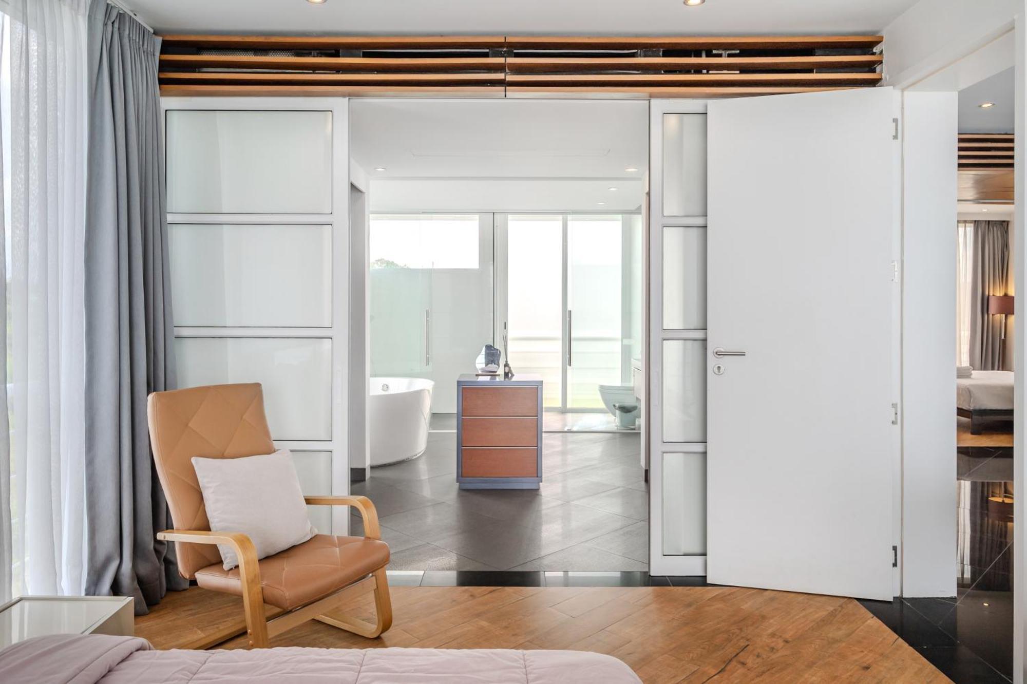 Pure Sunset Beach - Ocean View Room, Pattaya Na Chom Thian Bagian luar foto