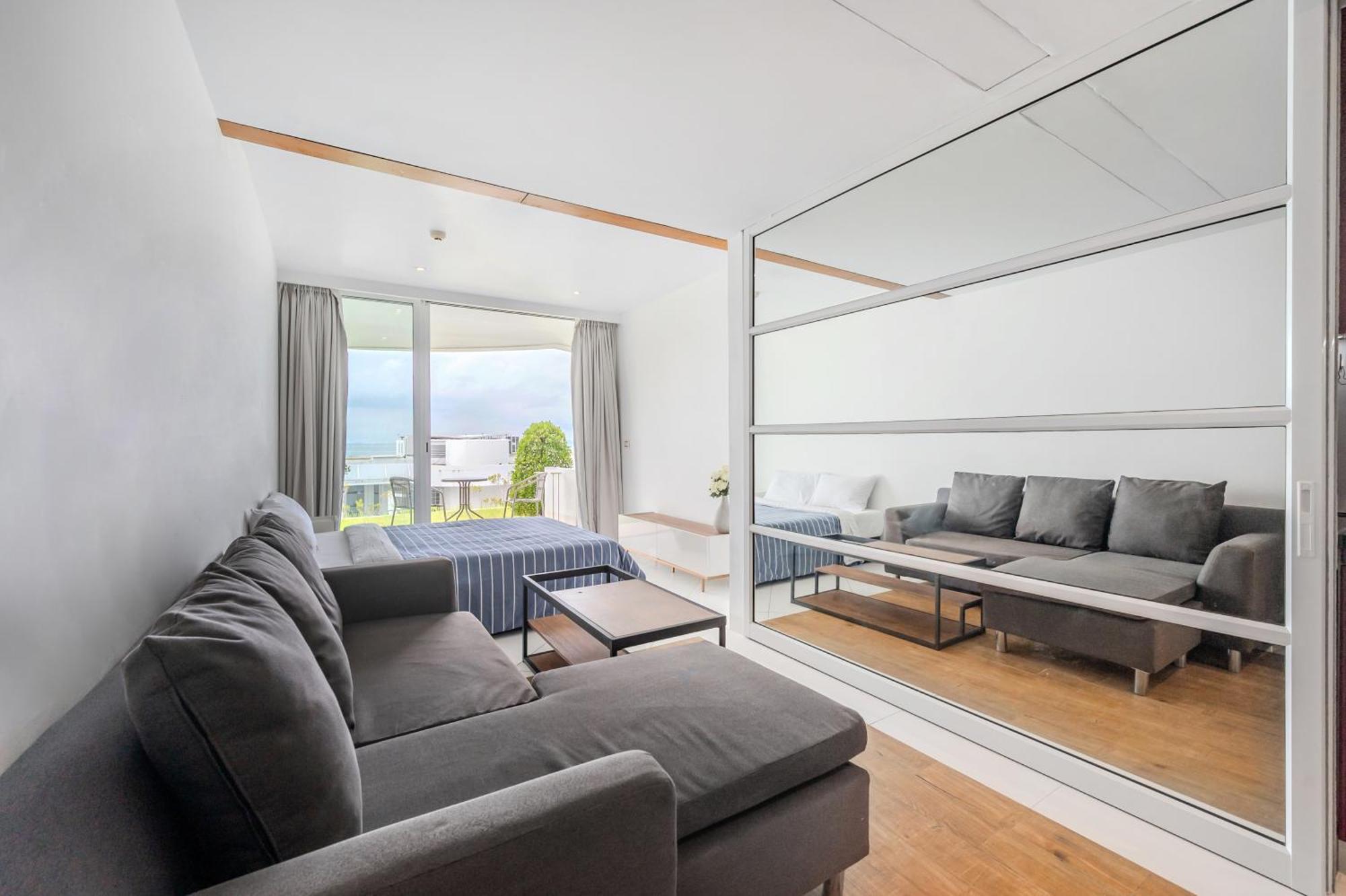 Pure Sunset Beach - Ocean View Room, Pattaya Na Chom Thian Bagian luar foto