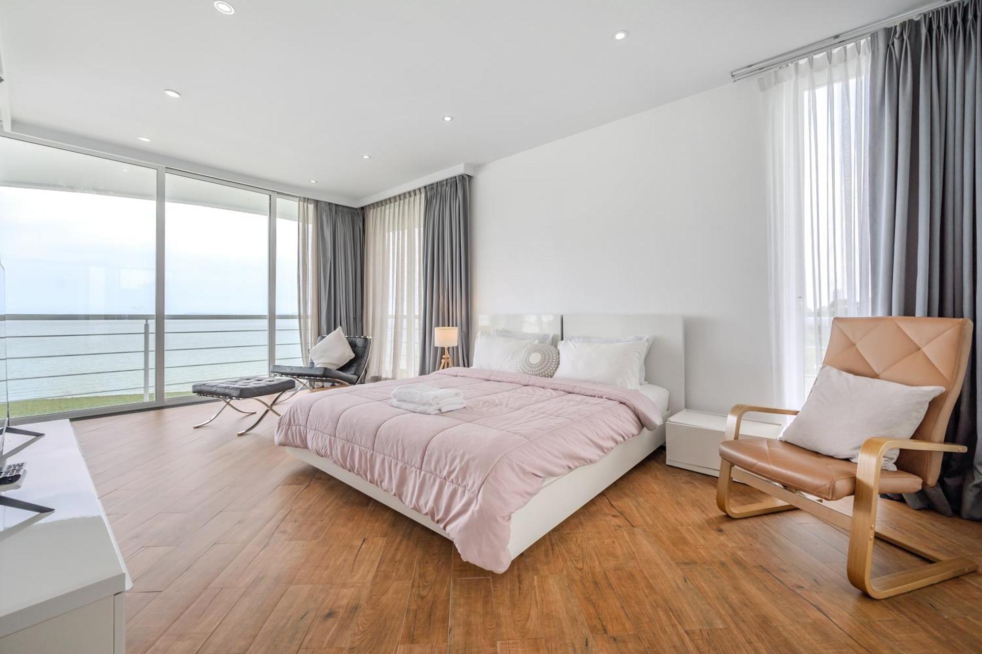 Pure Sunset Beach - Ocean View Room, Pattaya Na Chom Thian Bagian luar foto