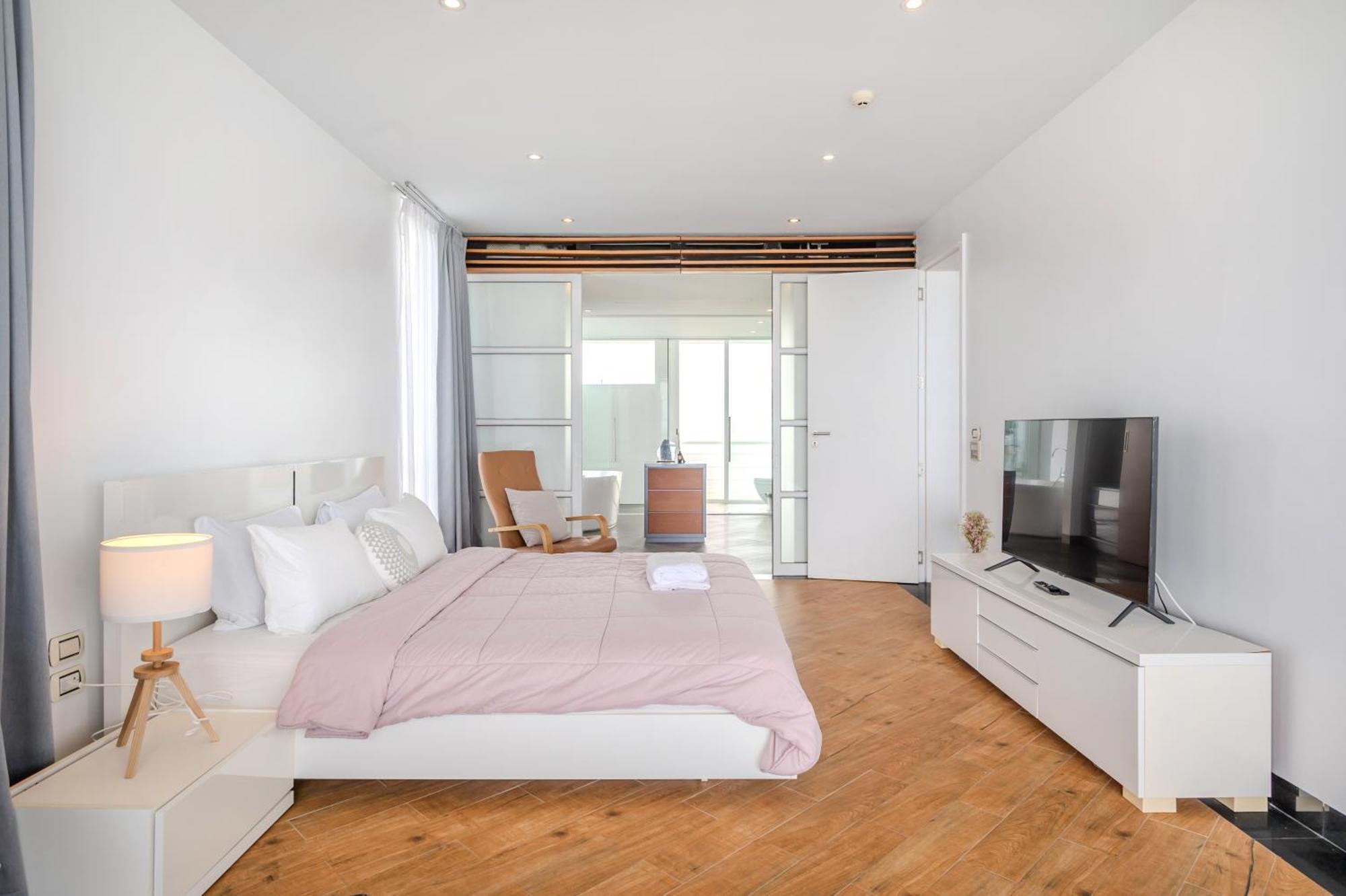 Pure Sunset Beach - Ocean View Room, Pattaya Na Chom Thian Bagian luar foto